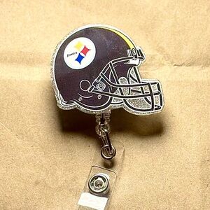 NFL Black and Silver Helmet Key Holder